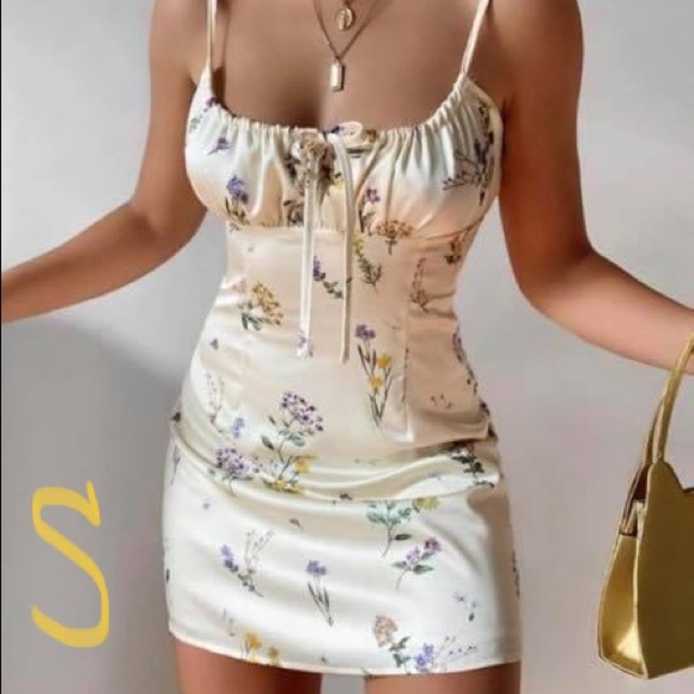 Floral print spaghetti strap dress